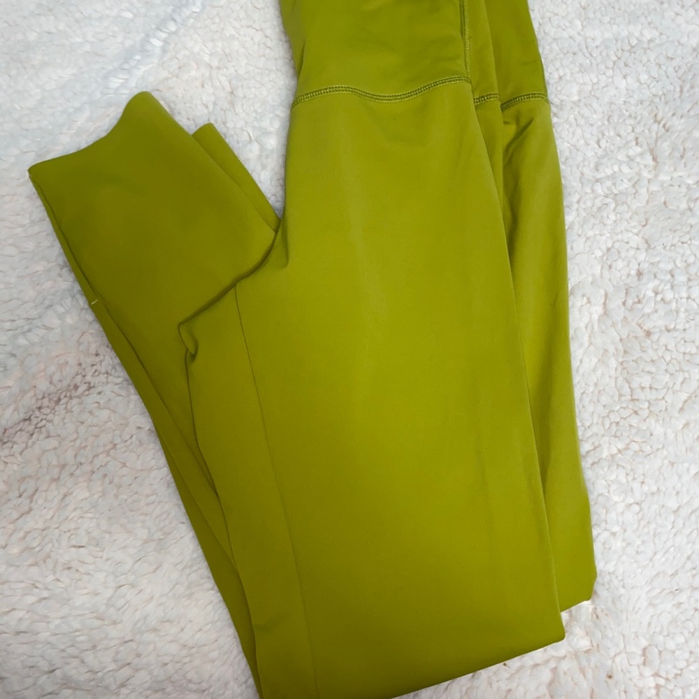 Zyia Pistachio Luxe Leggings